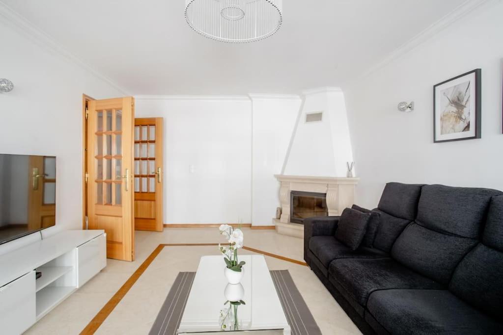 Apartamento Em Lisboa, Perto De Sintra Fontainhas  Екстериор снимка